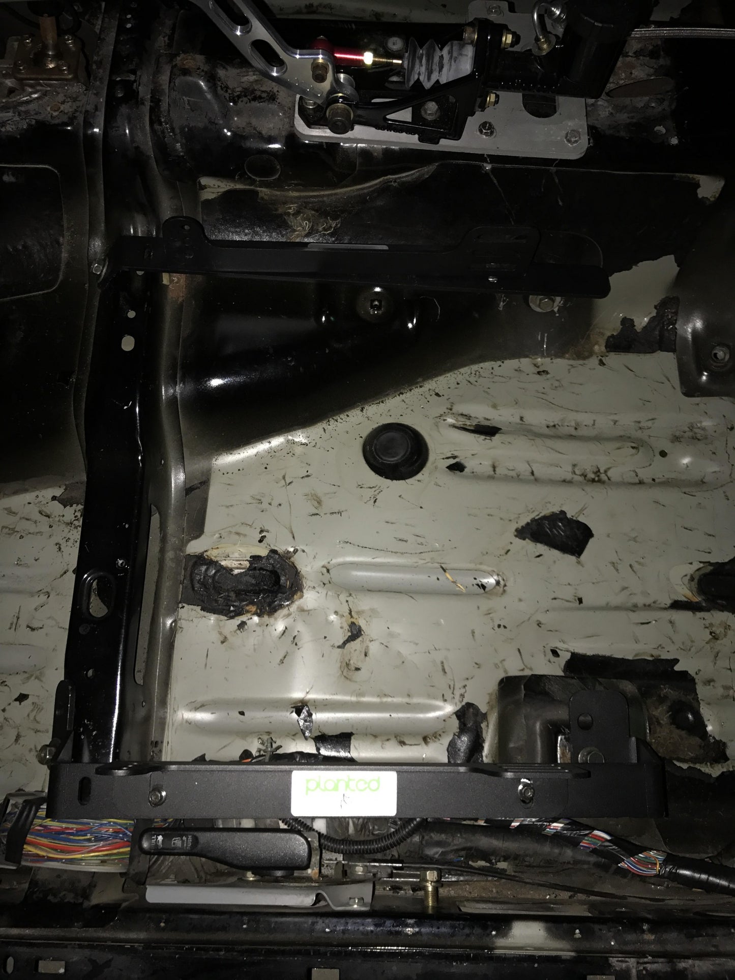PLANTED SEAT BRACKET- NISSAN 240SX (1989-1998) LOW - RIGHT *FOR SIDE MOUNT SEATS ONLY*