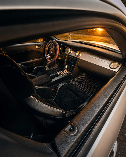 BRAUM ORUE-S Series Sport Reclinable Seats (Black Leatherette | Honeycomb Alcantara | White Stitching) - Priced Per Pair