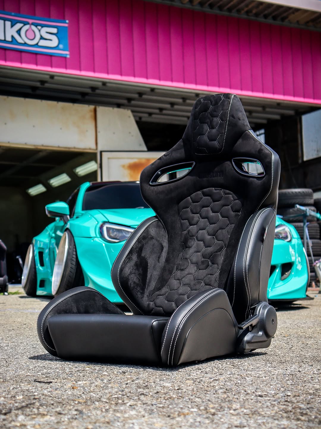 BRAUM ORUE-S Series Sport Reclinable Seats (Black Leatherette | Honeycomb Alcantara | White Stitching) - Priced Per Pair