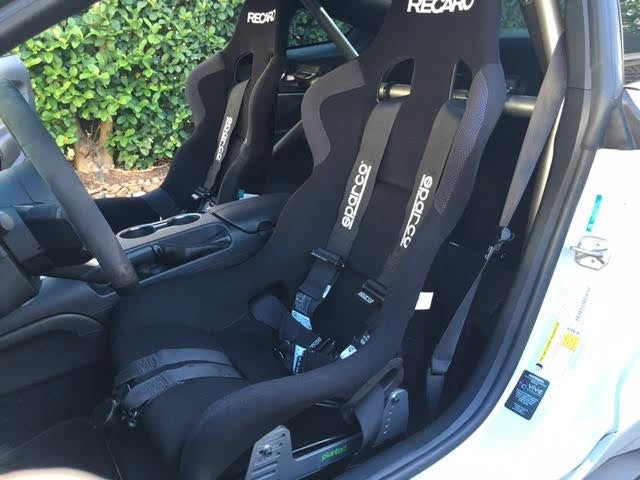 PLANTED SEAT BRACKET- FORD MUSTANG (2015+) - PASSENGER / RIGHT