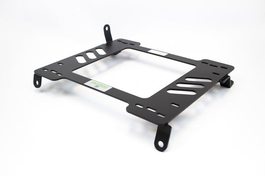 PLANTED SEAT BRACKET- TOYOTA PICKUP / HILUX [4TH GENERATION / N50 / N60 / N70 CHASSIS] (1984-1988) - LEFT